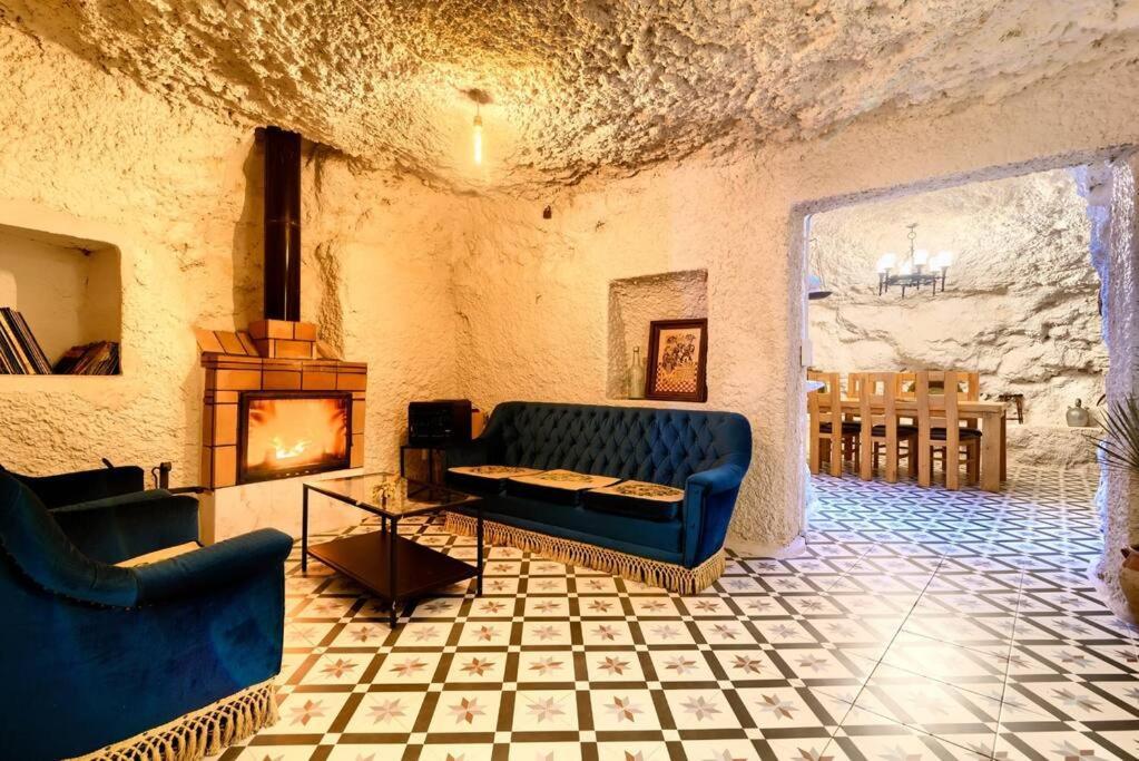 Cueva Con Jacuzzi A 20 Minutos De Valencia Vila Benaguacil Exterior foto