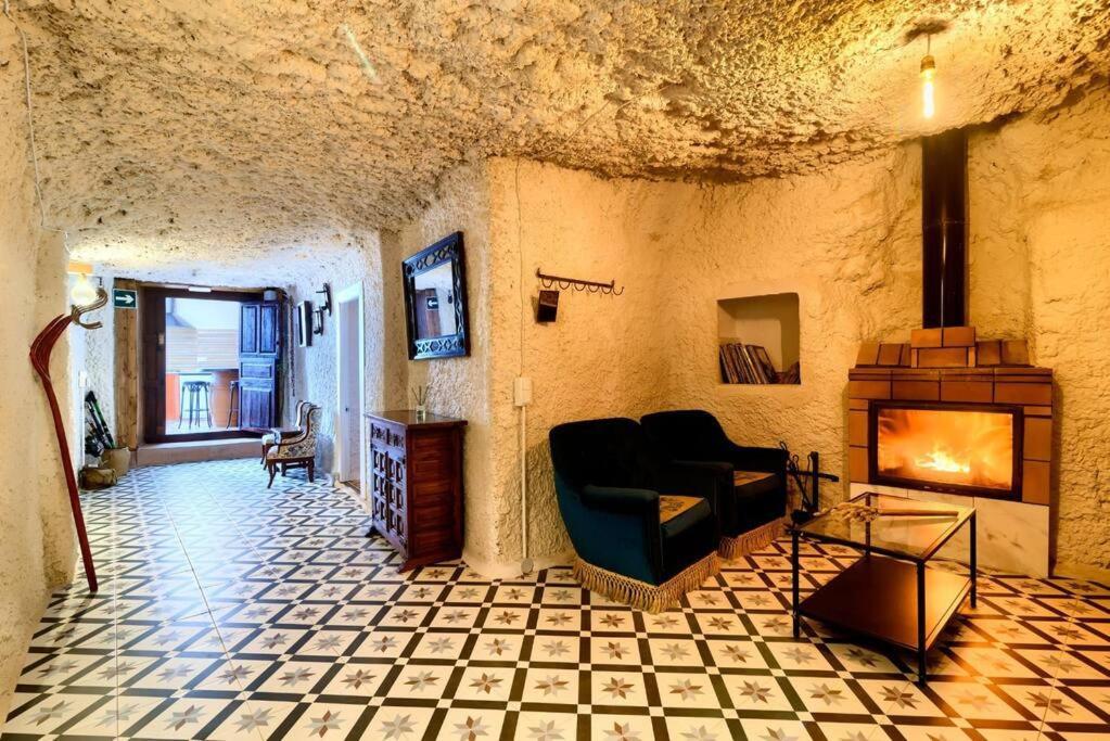 Cueva Con Jacuzzi A 20 Minutos De Valencia Vila Benaguacil Exterior foto